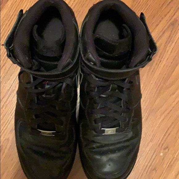 I don’t wear them - Picture 3 of 3